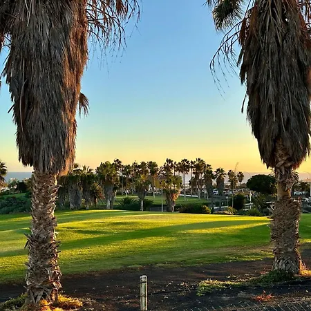 Ola Golf Del Sur